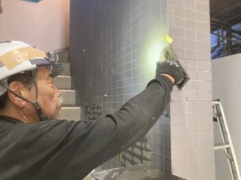 ビル改修の要！外壁タイルの「目地詰め」がビルの寿命と安全を守る理由とは？